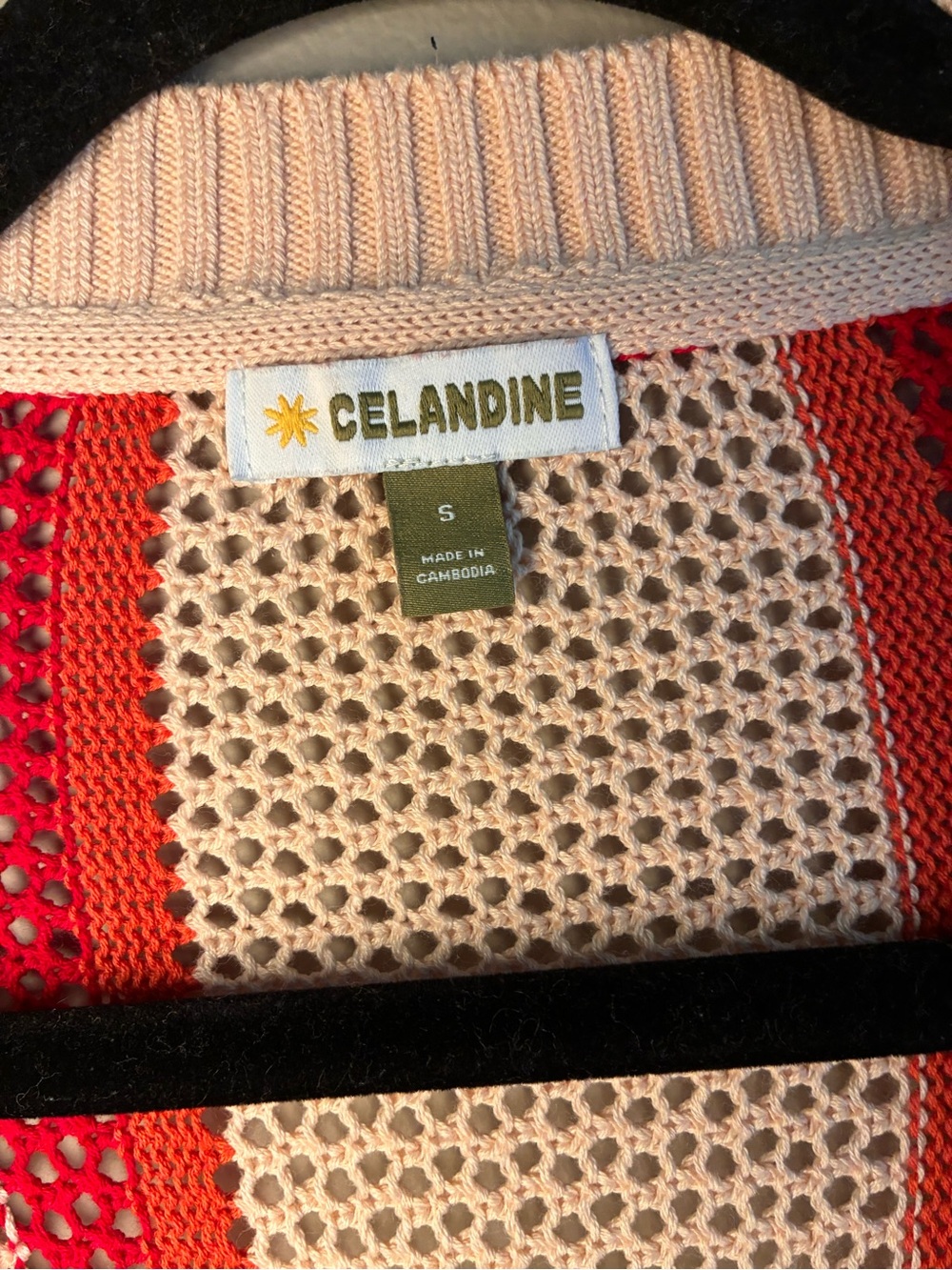 V-Neck Open-Knit Sweater in Cream and Red - Picture 2 of 8